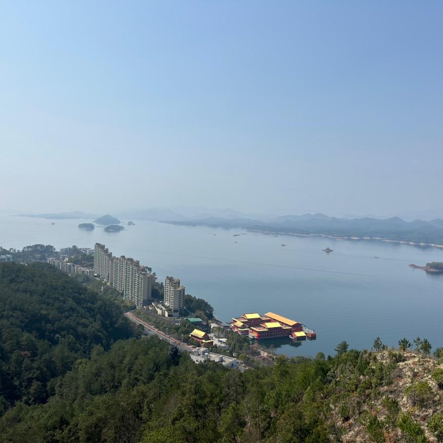搁浅食品坊