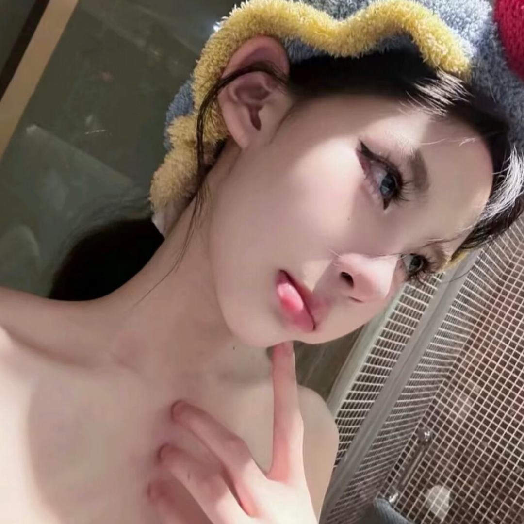 小梅吃不饱