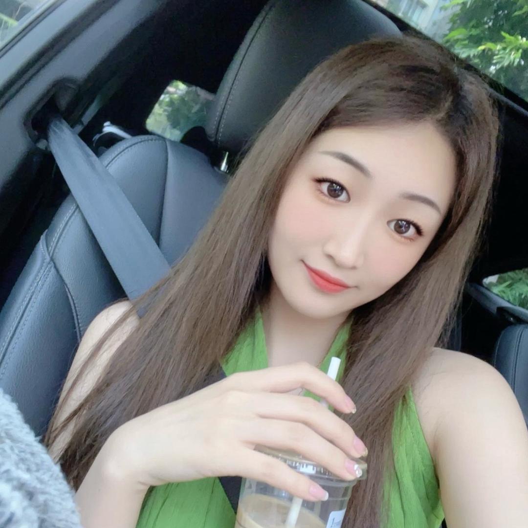 @姐有的是脾气👄