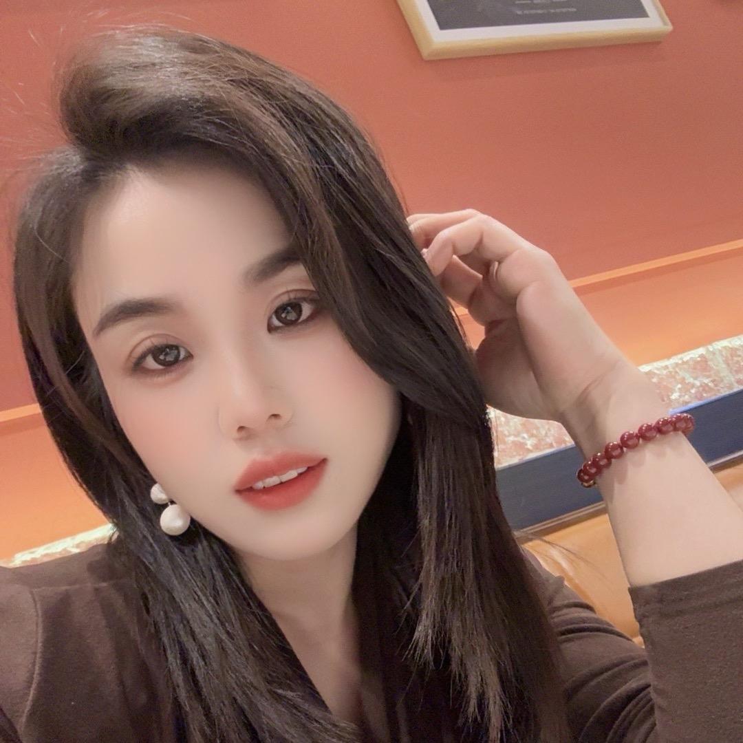 村口烧烤老板娘