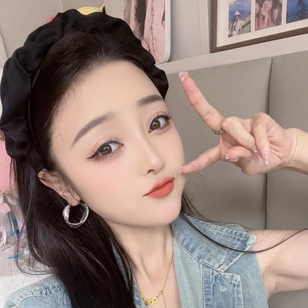 胡妖妖🥰