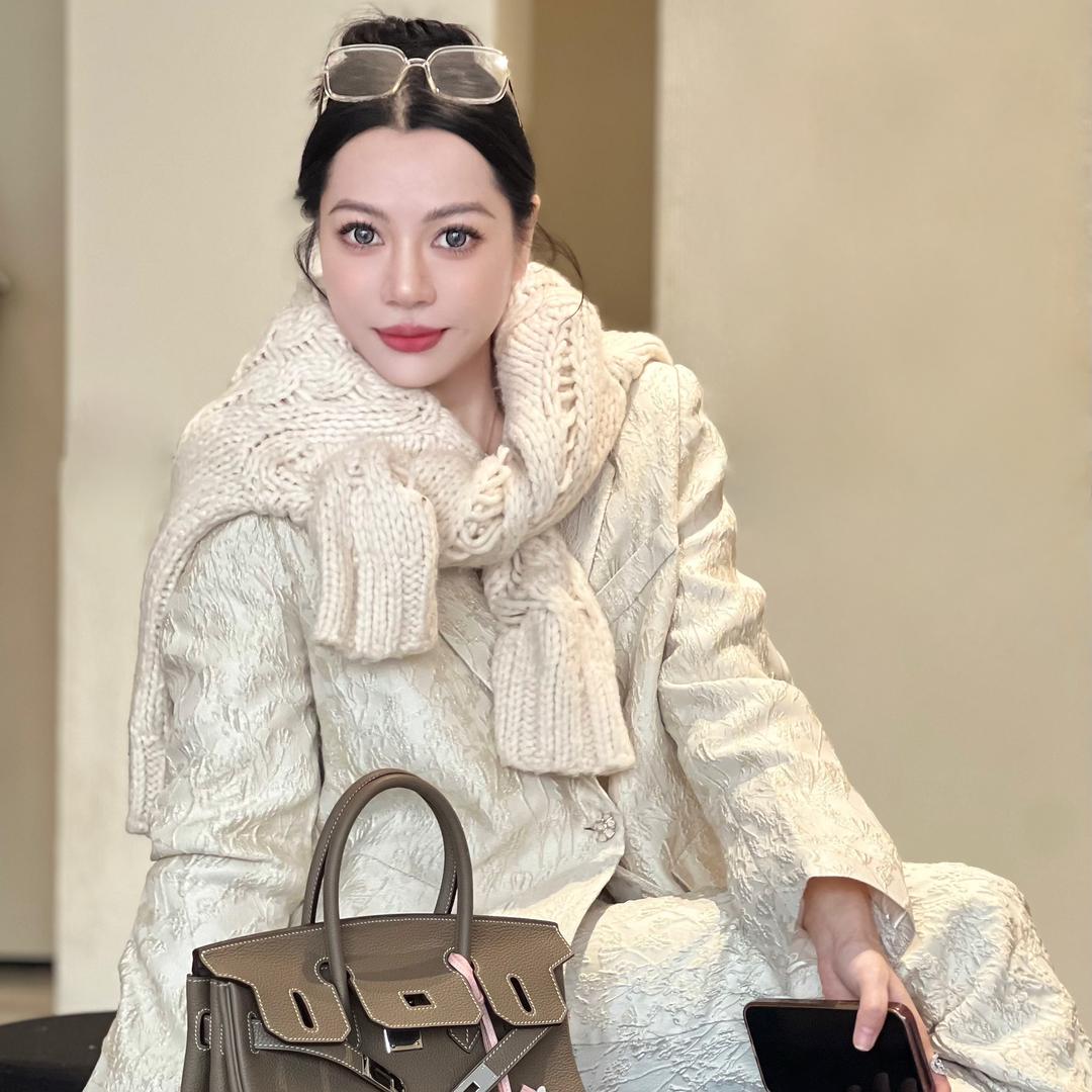 宝菲莉高定包