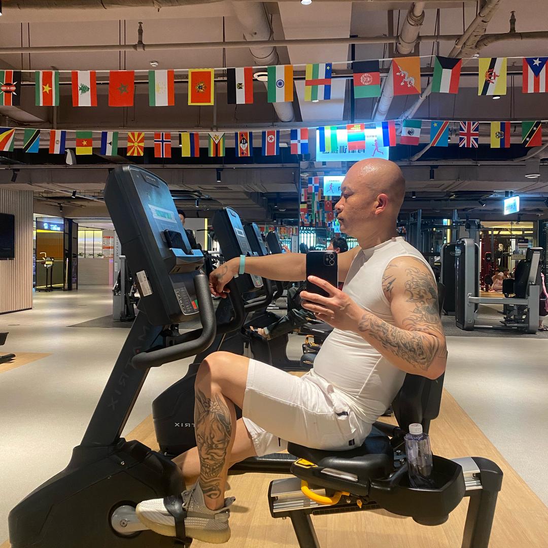 罗✈️叔(未婚)