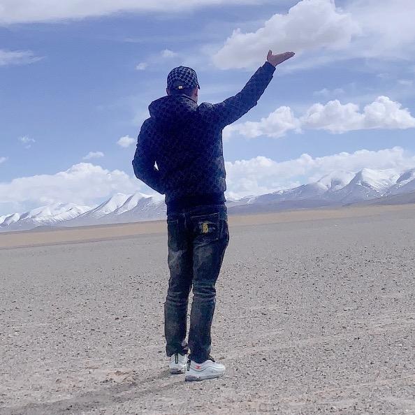 ღ᭄ꦿ未来ℒ可期ℴѵℯ