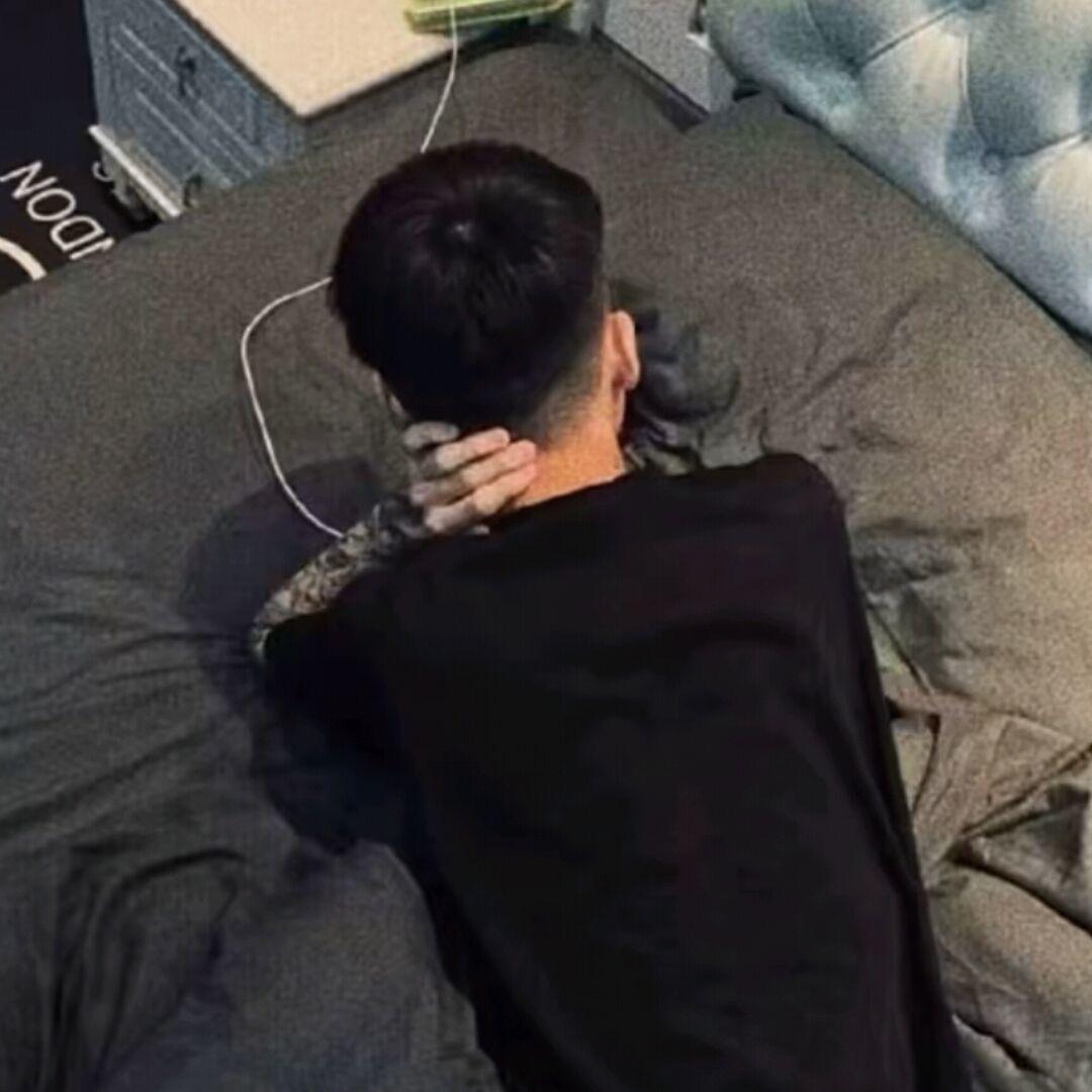 迈.