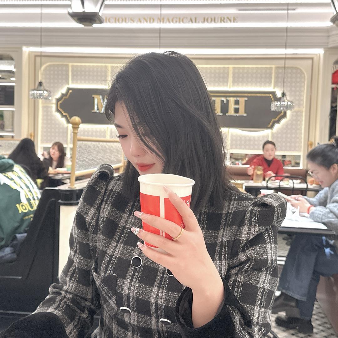 吧唧.