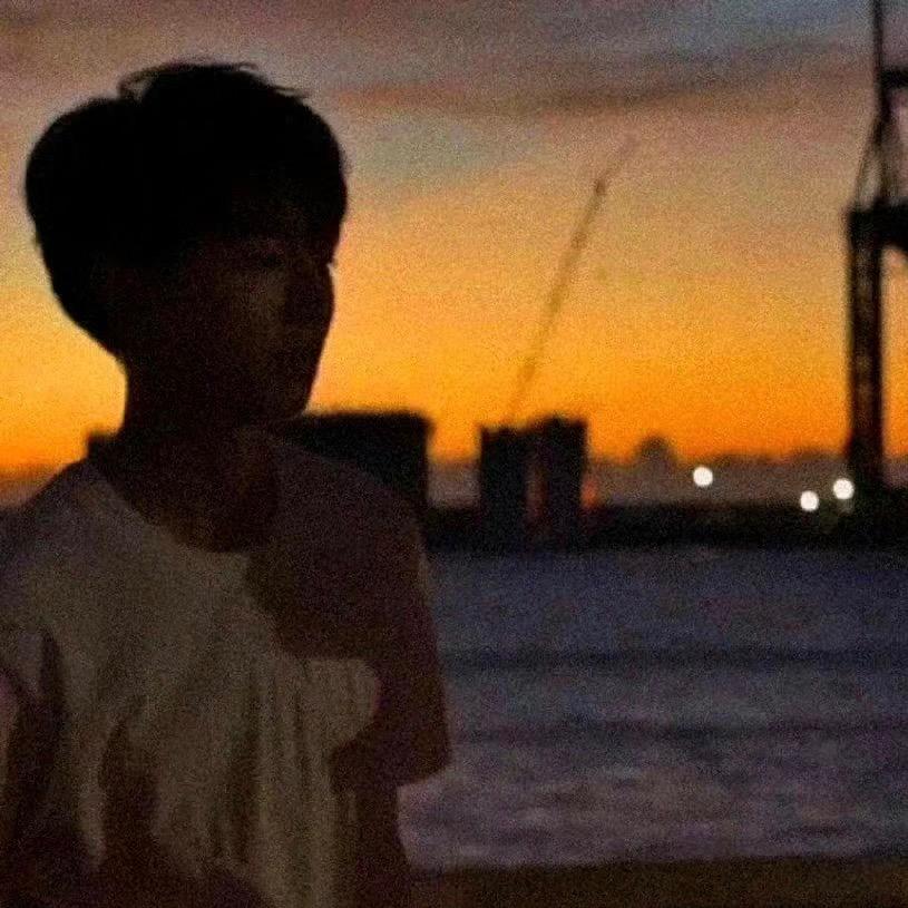 怡怡爱小俊（见俊凯13.0和有亲签2.0