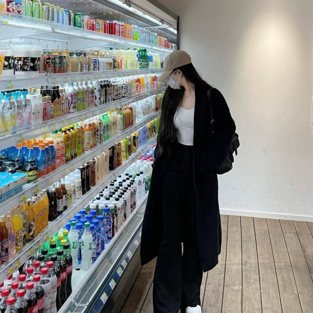 一条美人  余