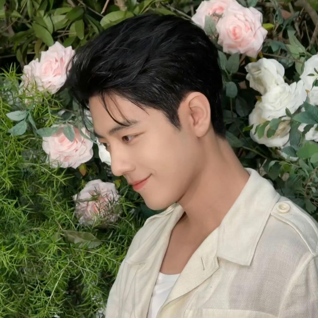 陌然浅笑🧸🎀