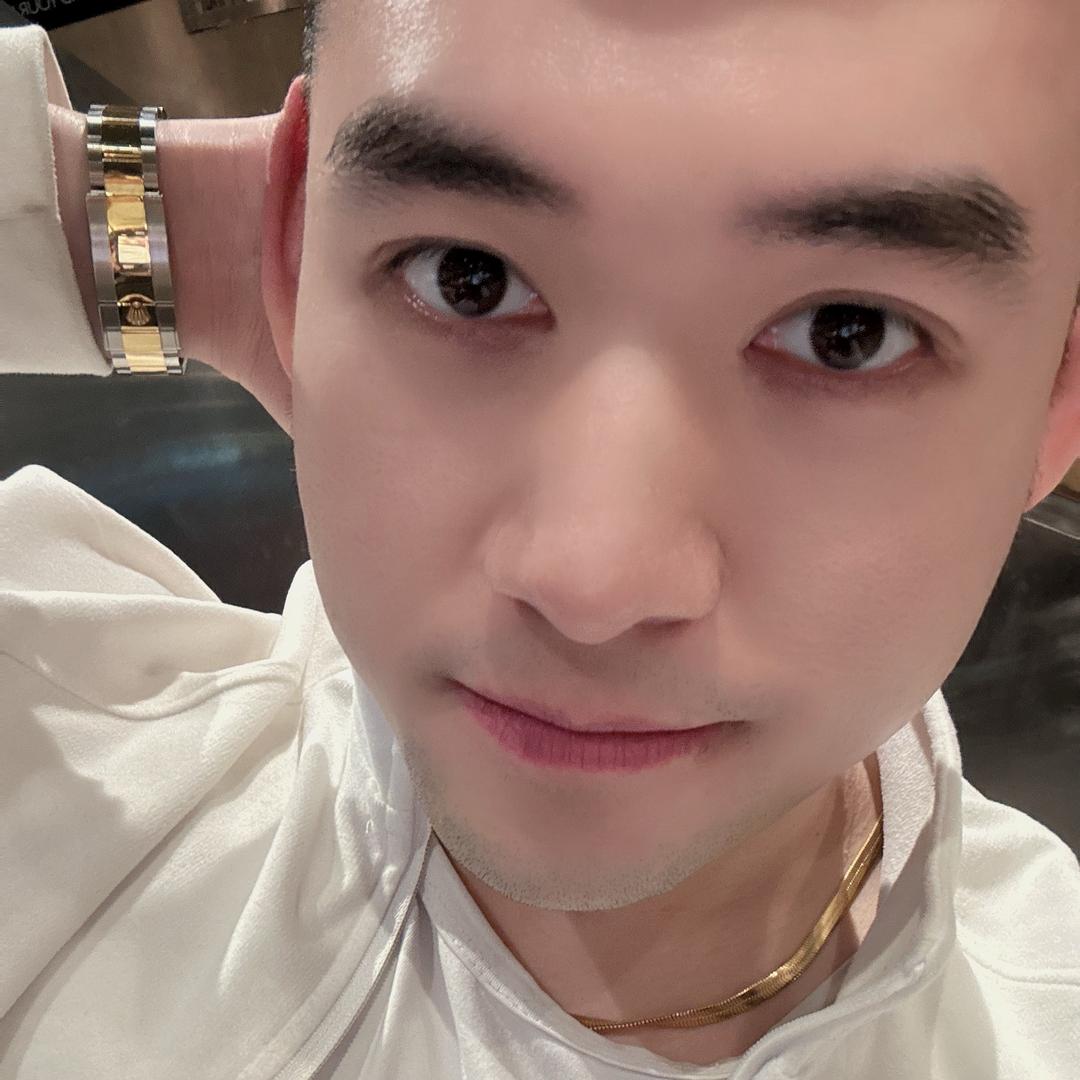 不爱健身的小丁（雀跃传媒）
