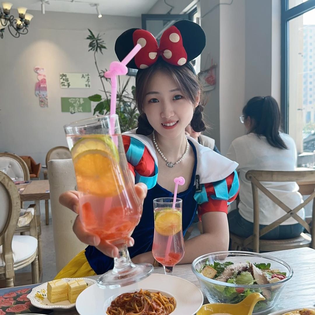 【卜卜团队】璐璐小萝莉