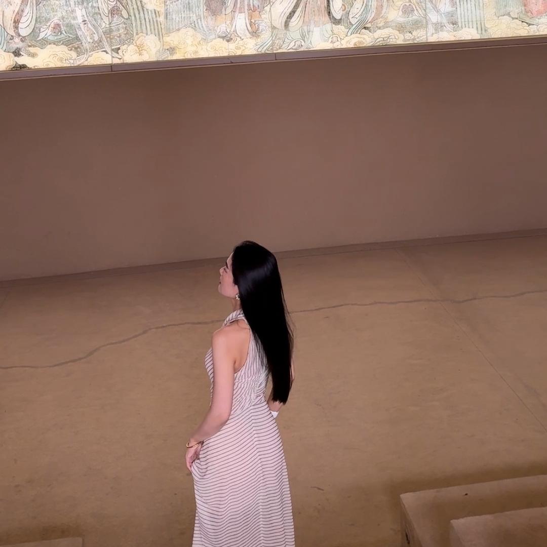 欣💃