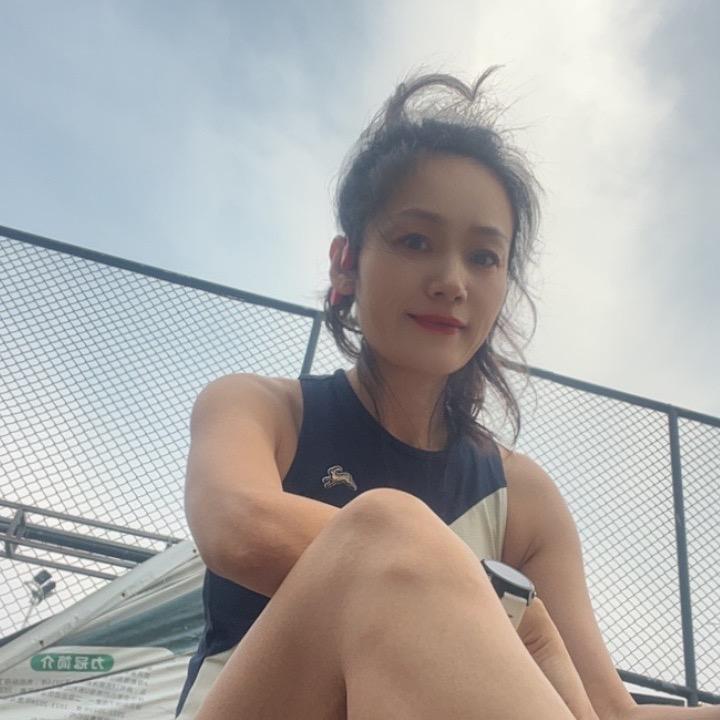 雨中慢步😈♈️