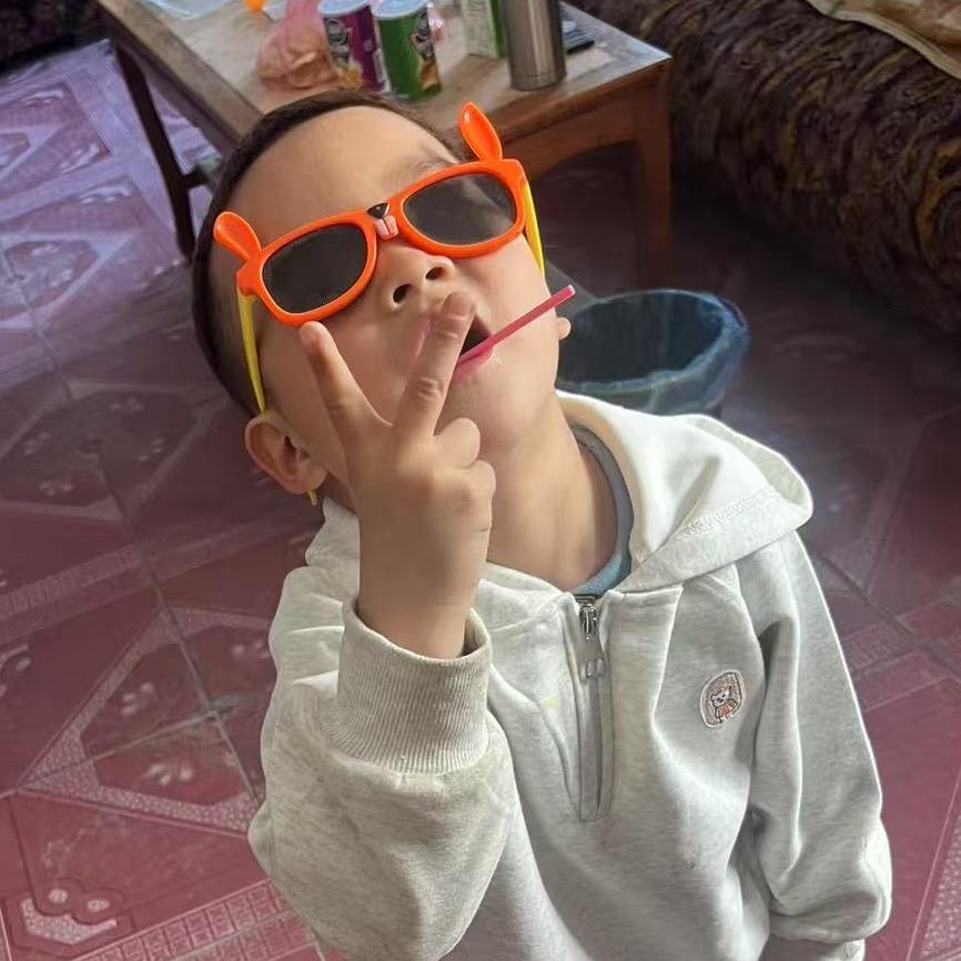 胖妞瘦猴郑漂记