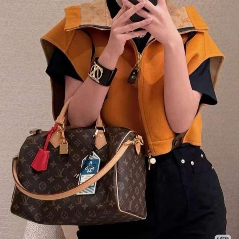 移民广场韩流箱包城