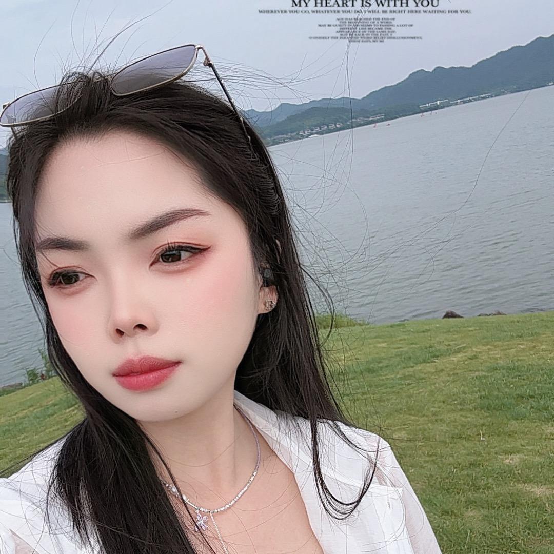☁️屋顶橙子味🍊