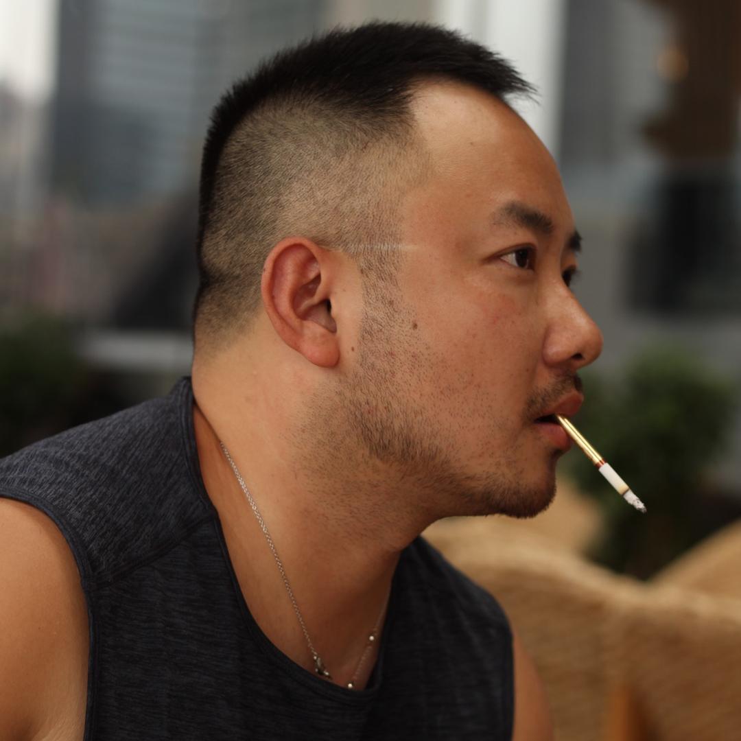 彩虹毛毛熊