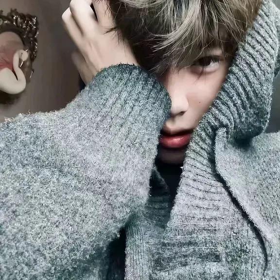 ︅ ㅤ    ︉   ㅤ