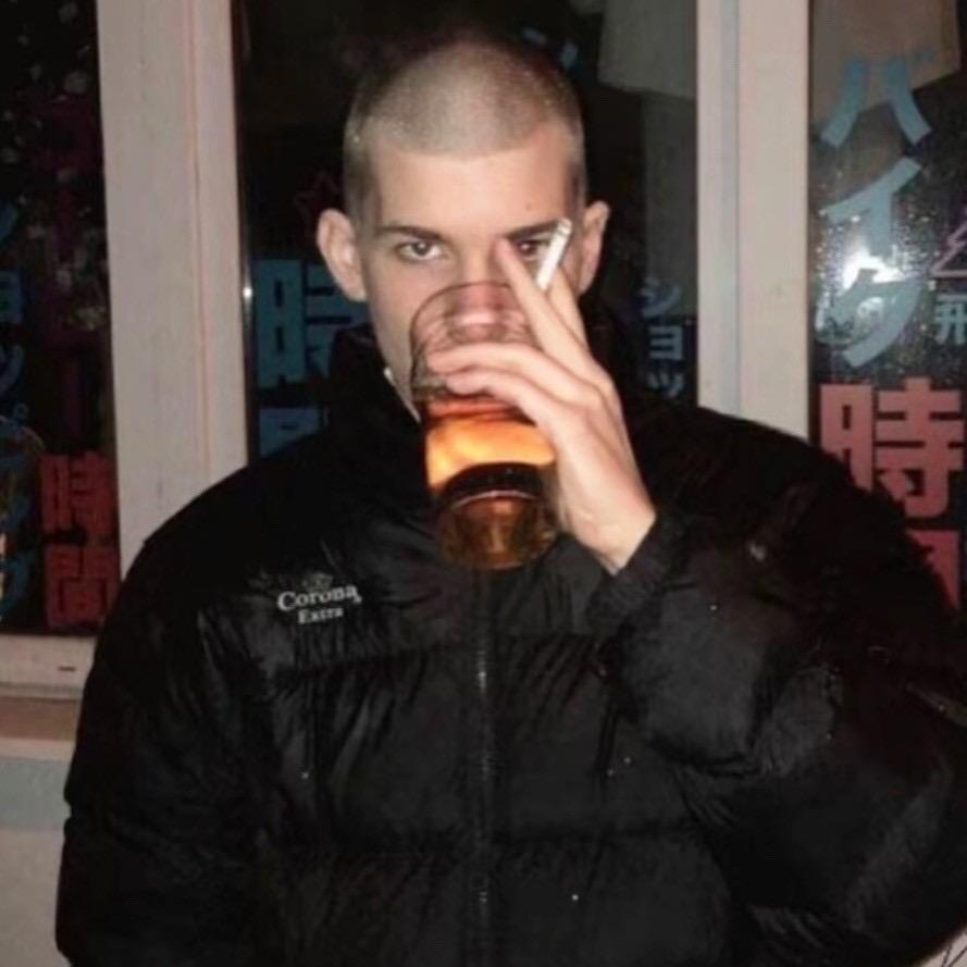 ¥$