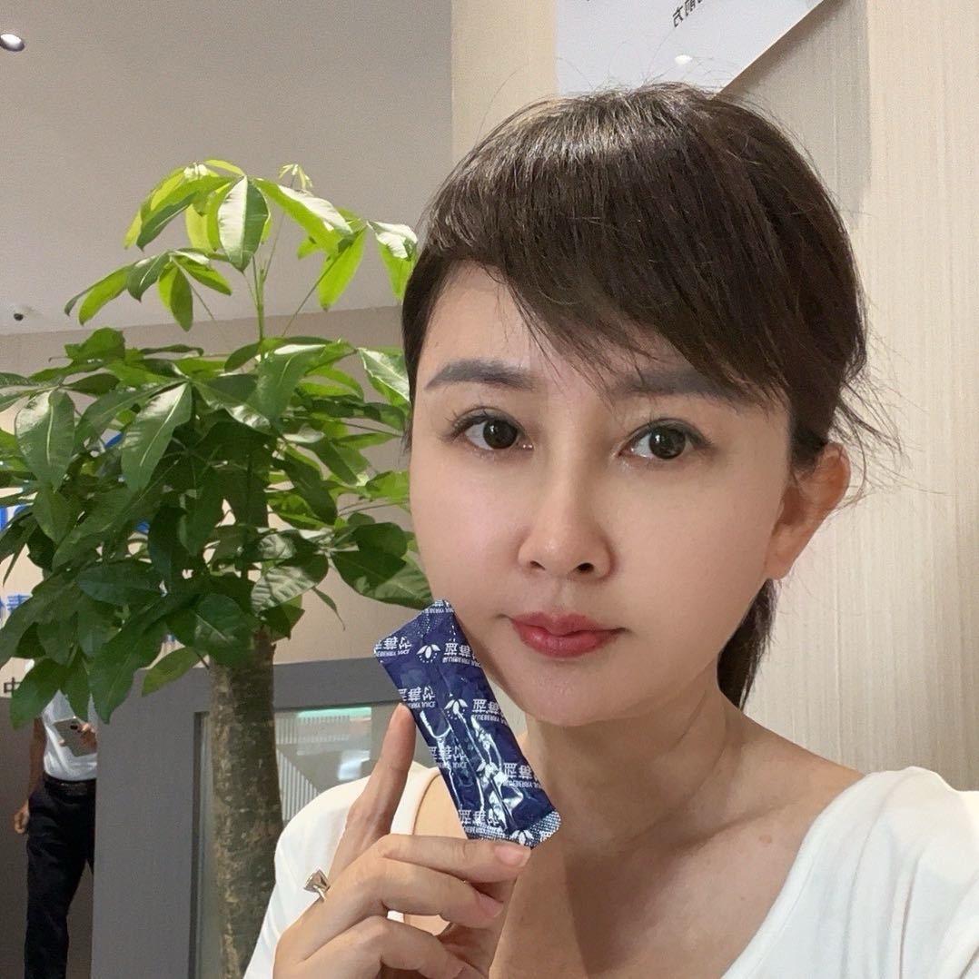 AI蓝莓姐