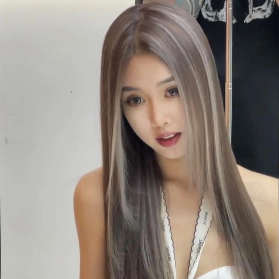 婉婉.