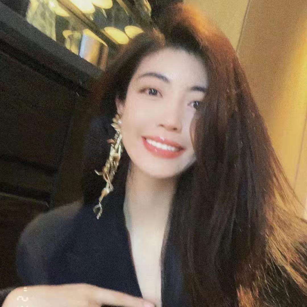 妮蔻的穿搭日记