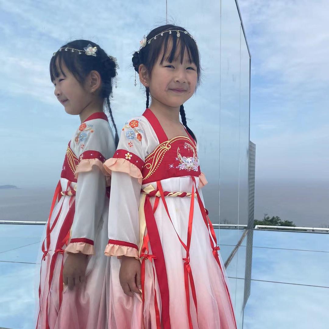 浩蓓蓓