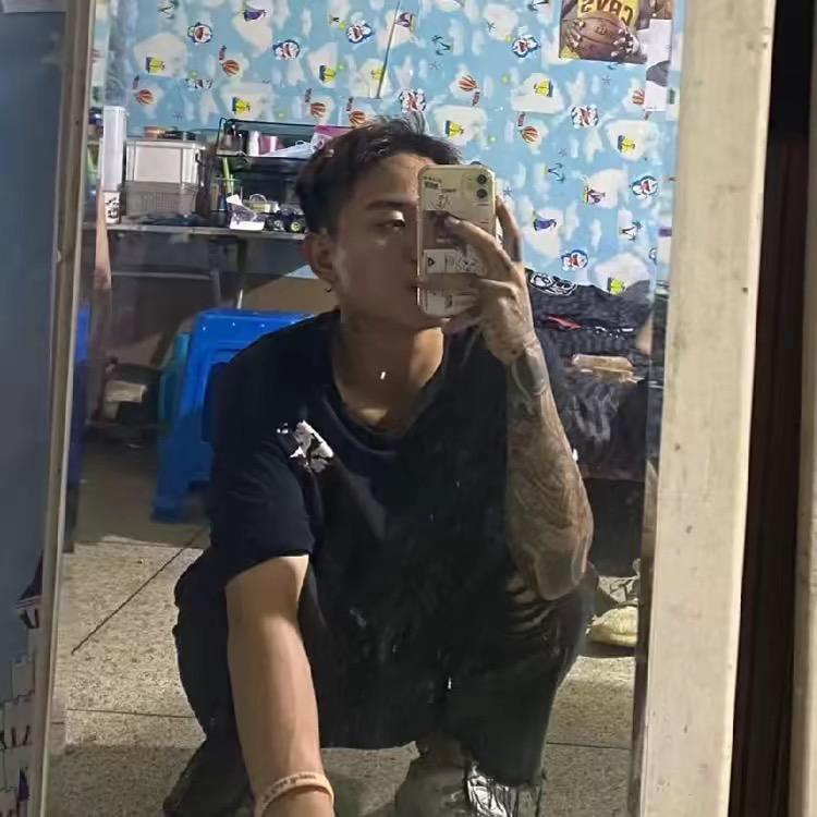 欧歌Party K经理(小詹)