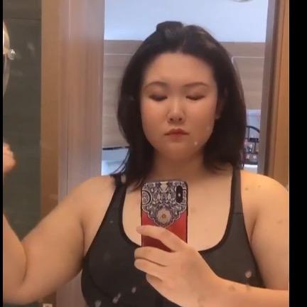 300斤的王木木（减肥失败）