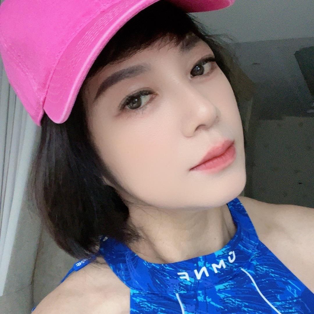 小米姐.。