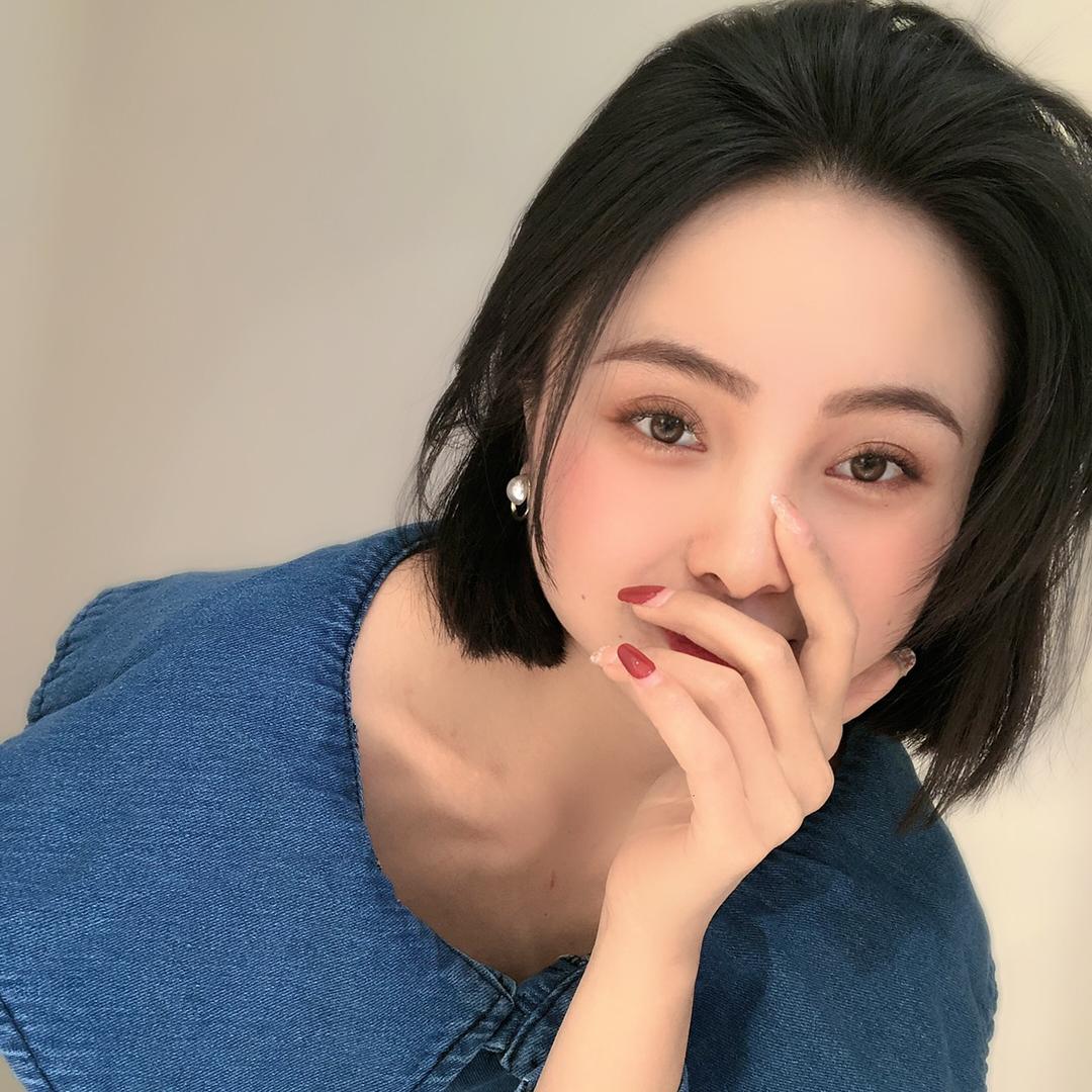 步行街 Z+女装店