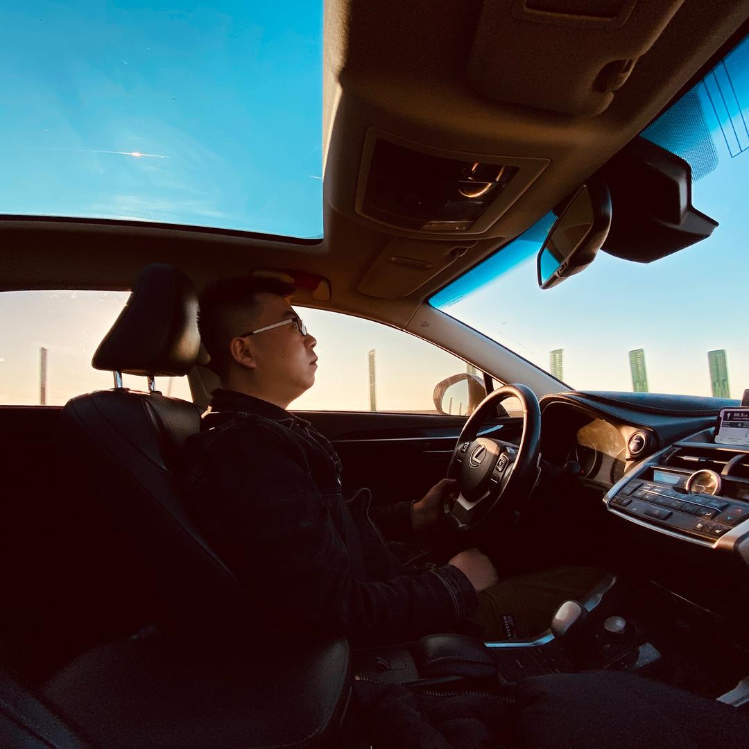 丢手雷的小白兔