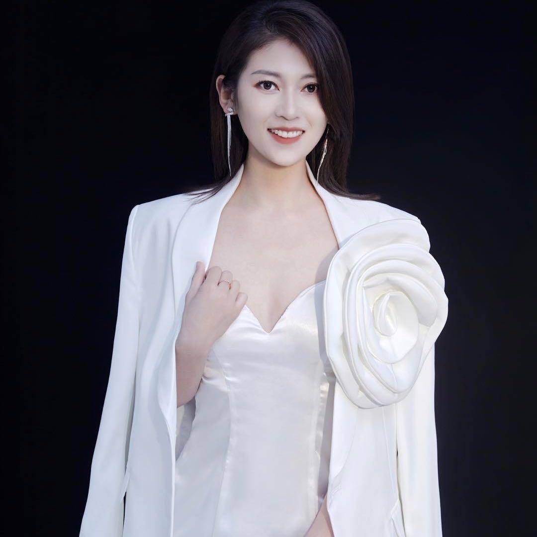 满小姐