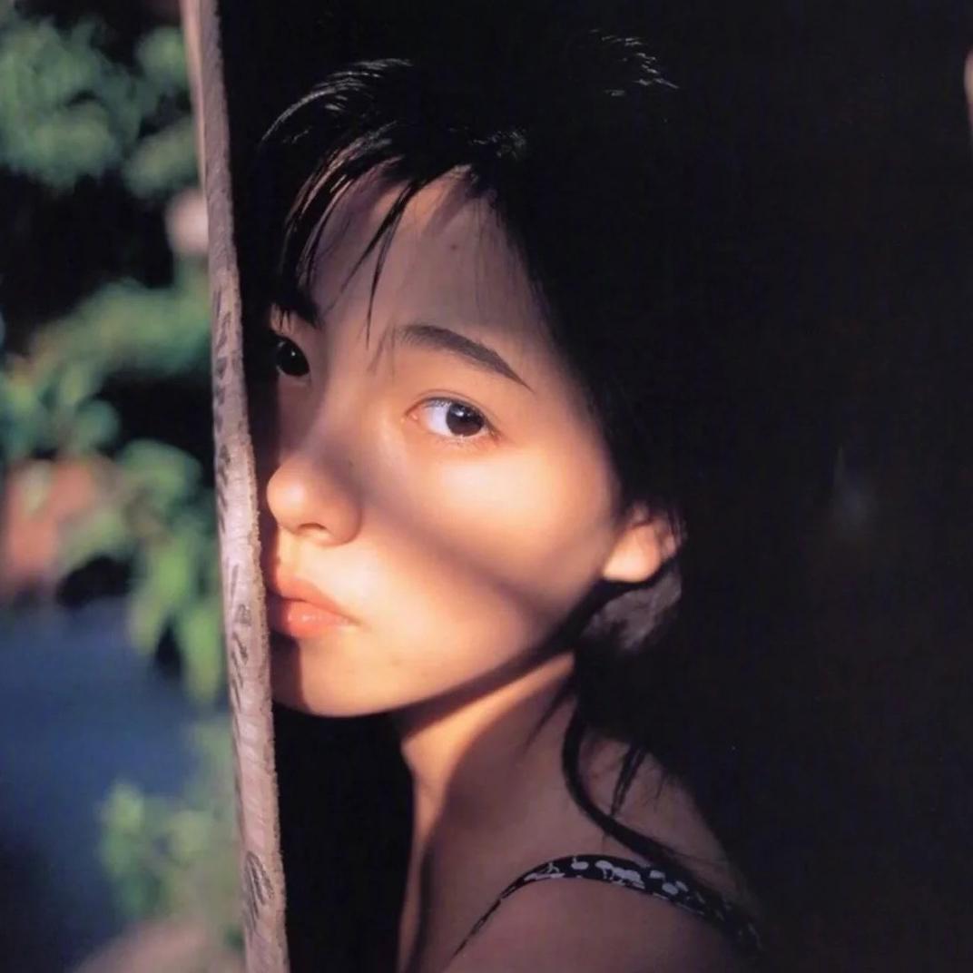 爱拍照的咸鱼📷