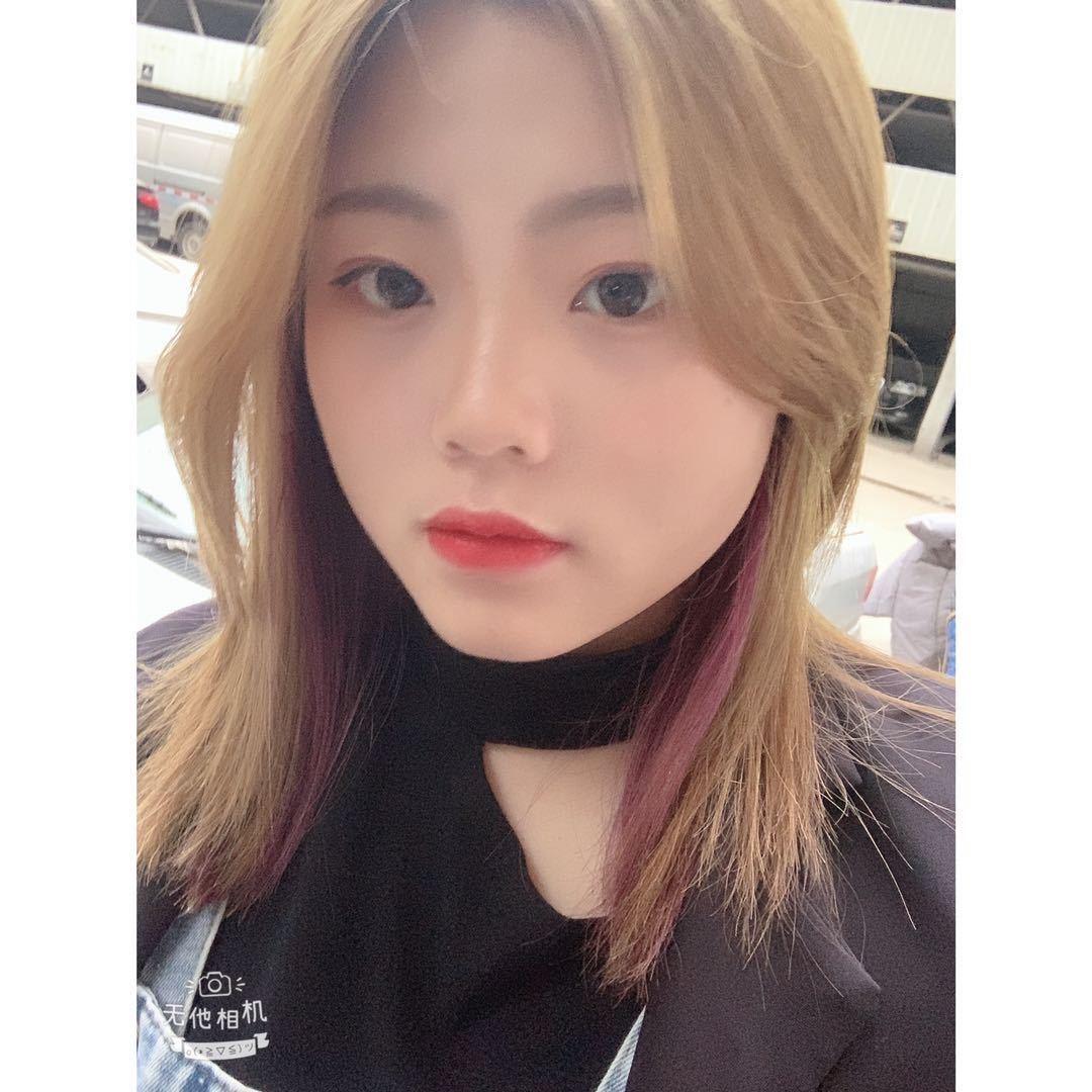 🖤    張