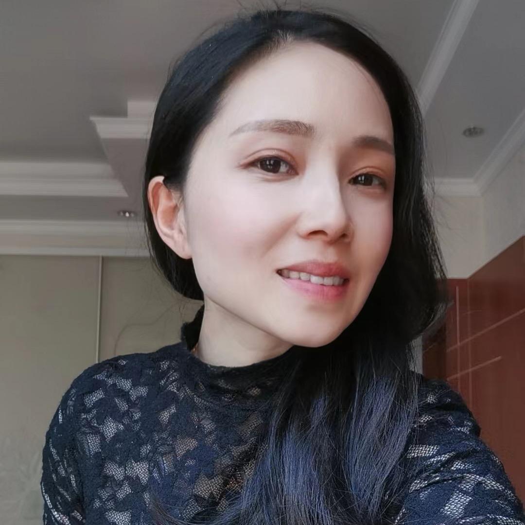 锦绣之美服装店个体店中老年妈妈装