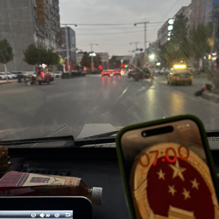 小鹏百货店