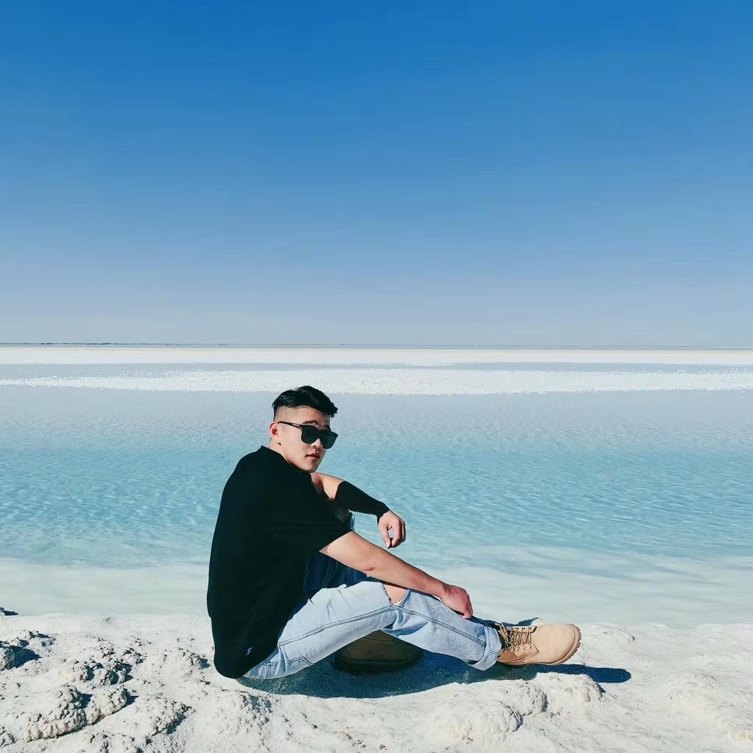 张亚龙(贵州旅游客运)