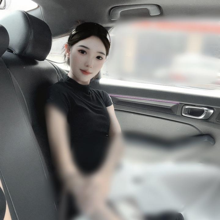 村里的妞