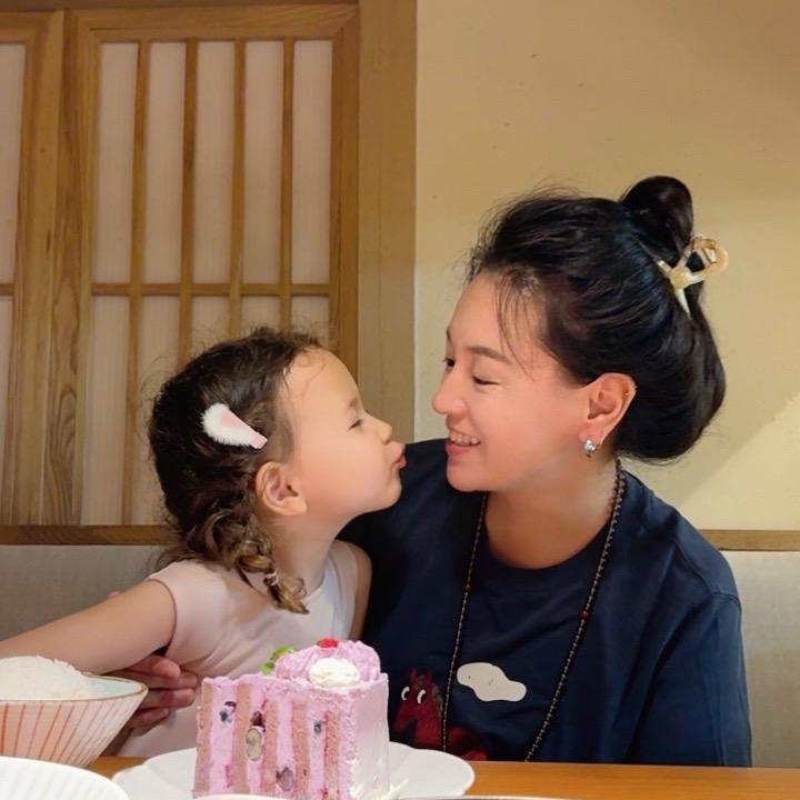 爱吃糌粑的混血