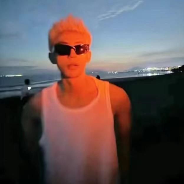 小美落泪我心碎