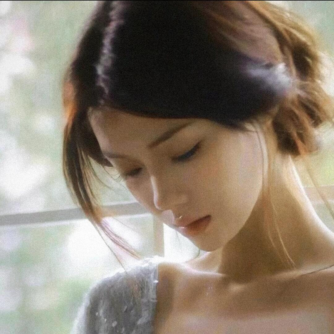 美女臭屌丝-浅枫