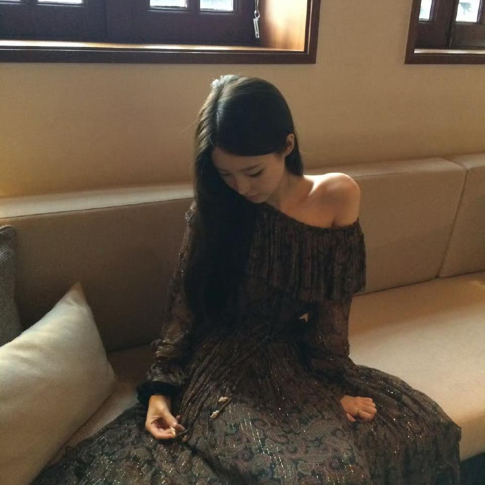 兔子爱吃窝边草