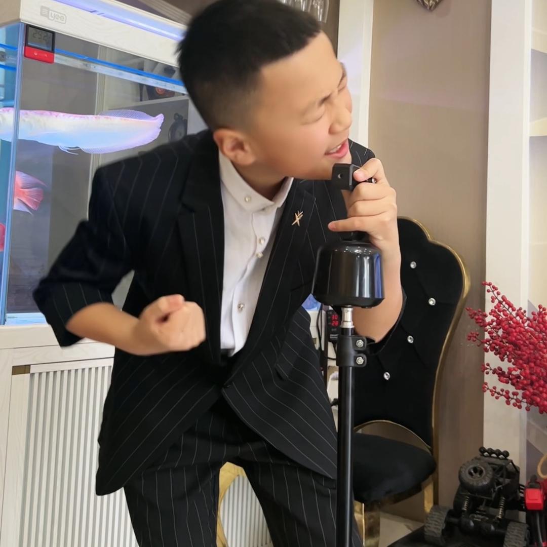 牛范爷鼓手二少