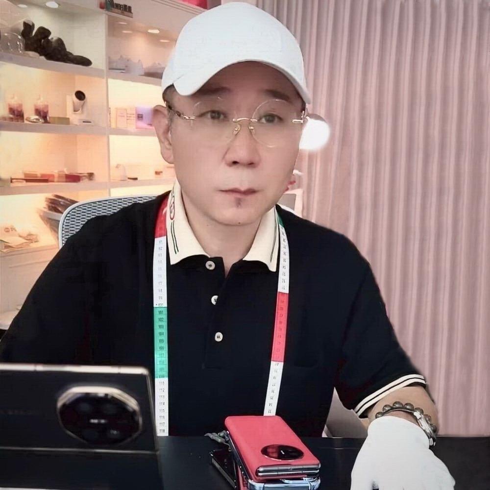 老胡外贸仓央嘉措