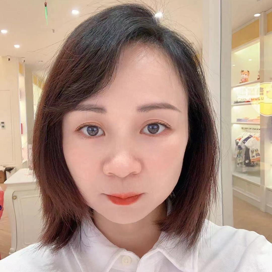 嘉忆童装(首铸万科店）