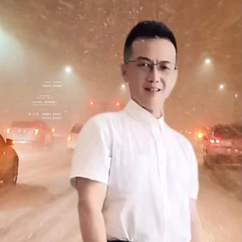 吴 阳
