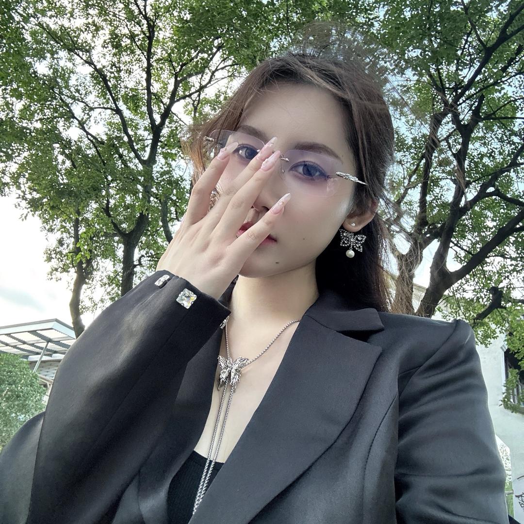 玥💫