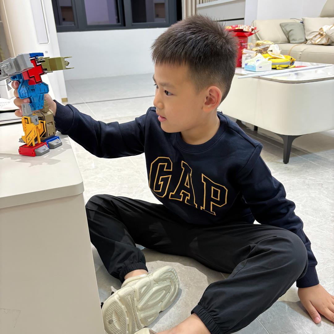 冉冉外贸童装店