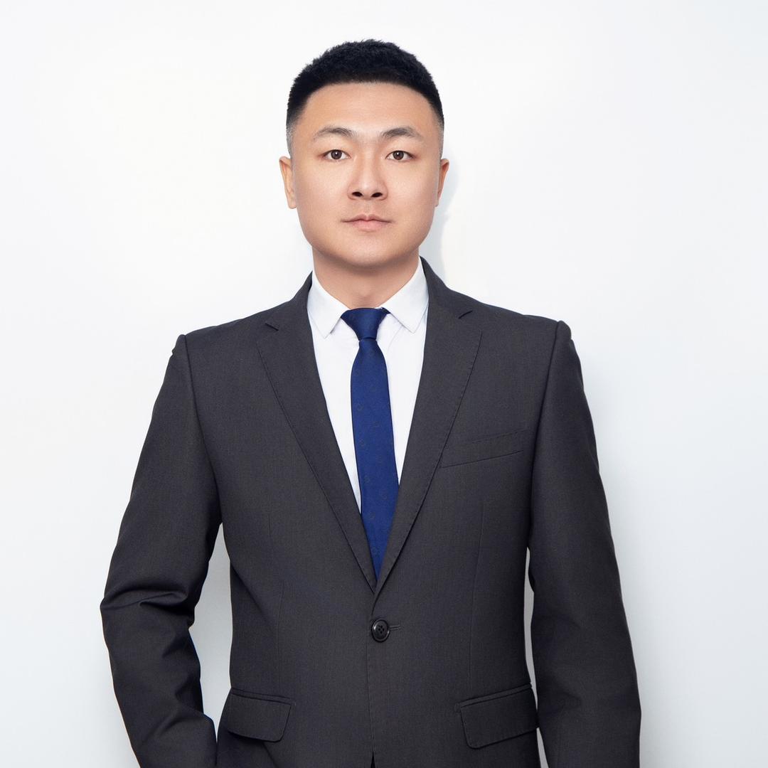 长春地产老男孩